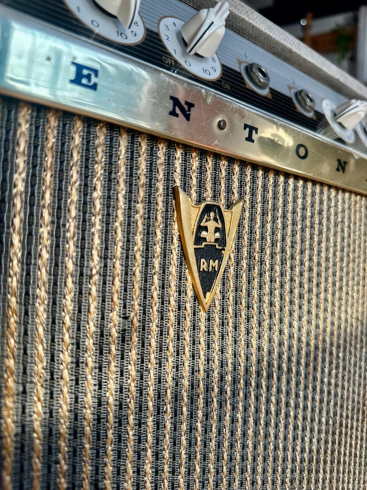 Goldentone | 1755 | 40w | 2x12 | Slimline Combo | 1965 | Re-Conditioned